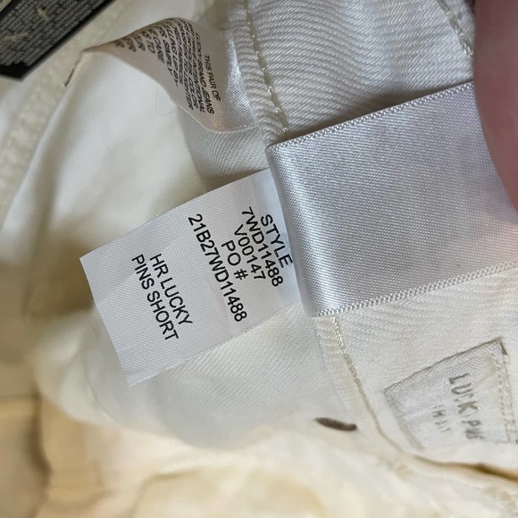 NWT! LUCKY BRAND Lucky Pins White Jean Short Frayed Hem - Picture 6 of 8
